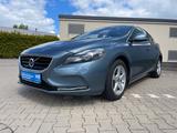 Volvo V40 Momentum - gebrauchte Volvo V40 aus dem Jahr 2014