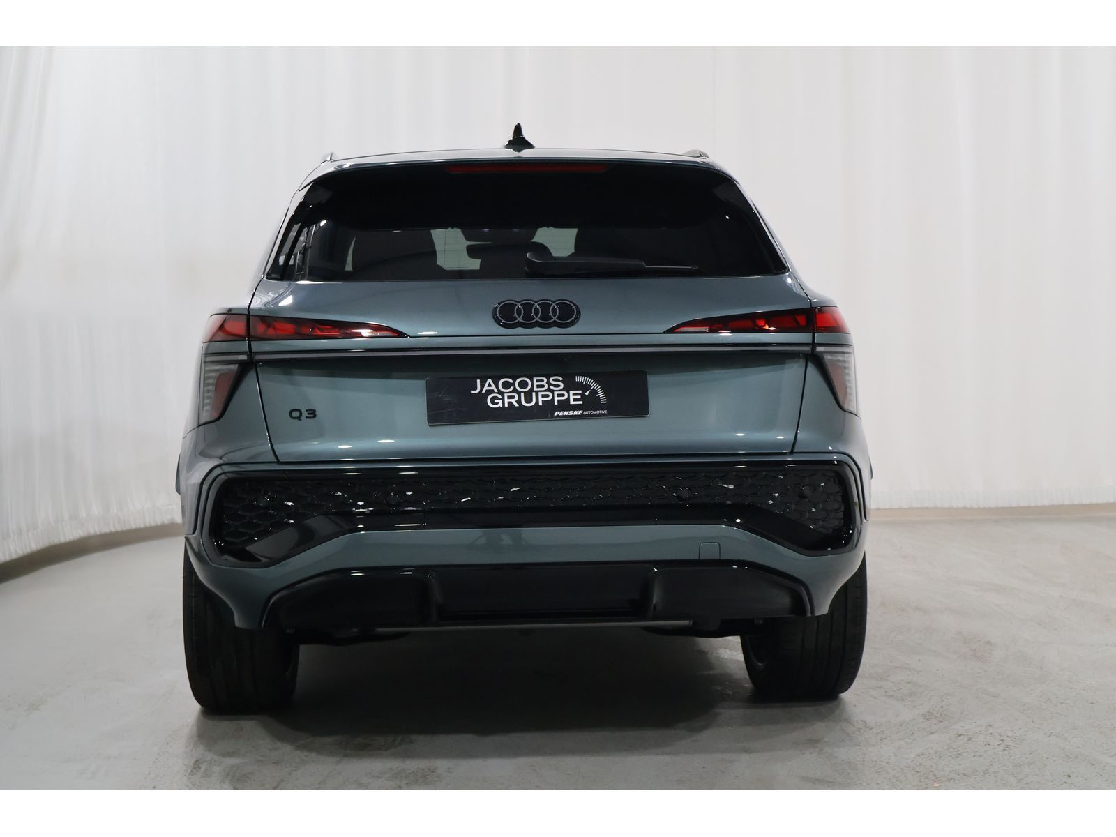 Audi Q3 SUV e-hybrid 200 kW S tronic' Navi|SHZ|Panor. foto 4