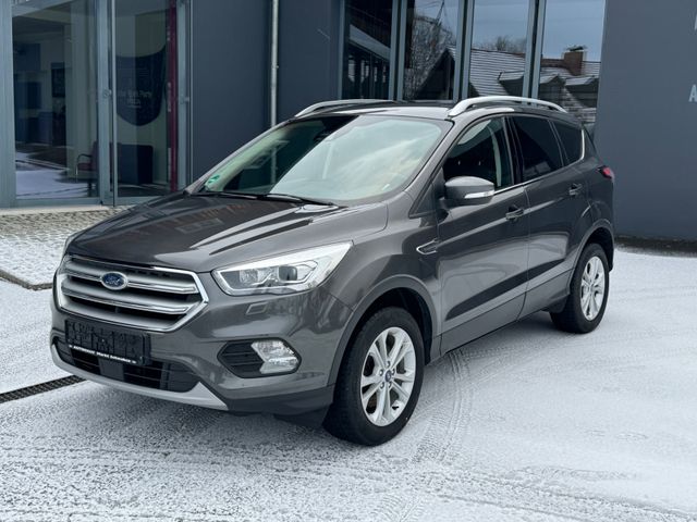 Ford Kuga 2.0 TDCI 4x4 Aut. Xenon AHK ACC SONY NAVI