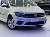 Volkswagen Caddy Maxi-DSG-Behindertengerecht - Volkswagen Caddy: Volks