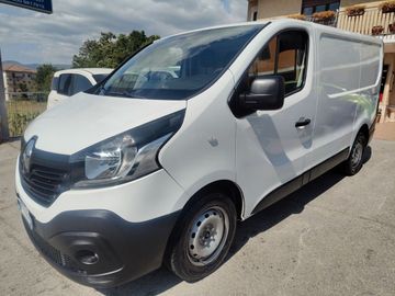 Renault Trafic - 2