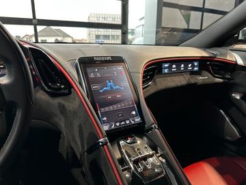 صورة مصغرة 12 لـ 2020 Ferrari ROMA