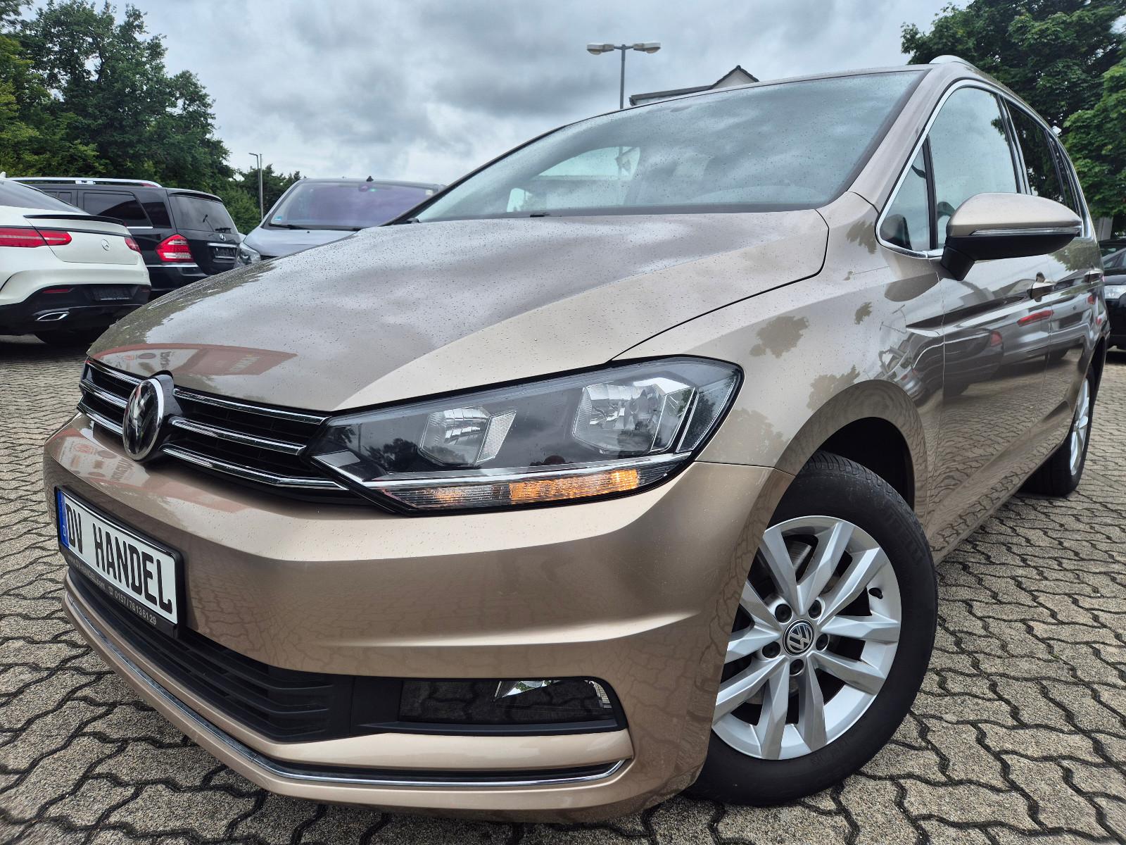 Volkswagen Touran Highline   *1 Hand/ACC/ Automatik*