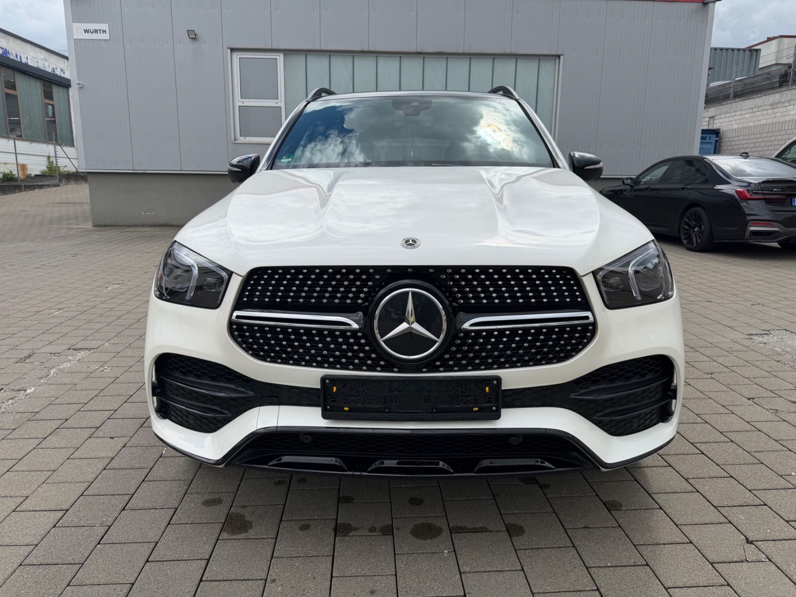 MERCEDES-BENZ GLE 350de*AMG Line*NIGHT PAKET*PANO*XENON*NAVI