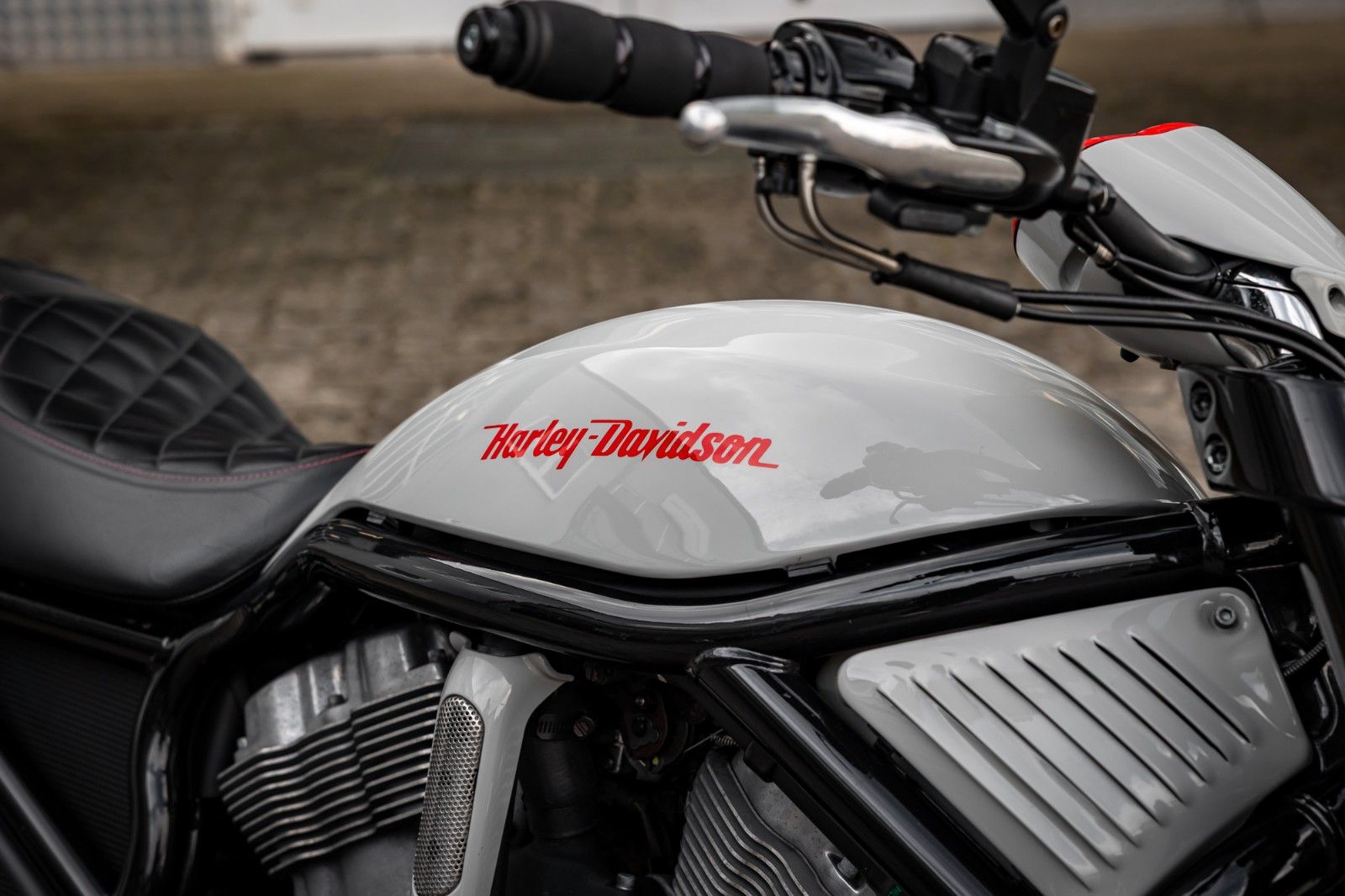 Fahrzeugabbildung Harley-Davidson VRSCR STREET ROD - KESSTECH -