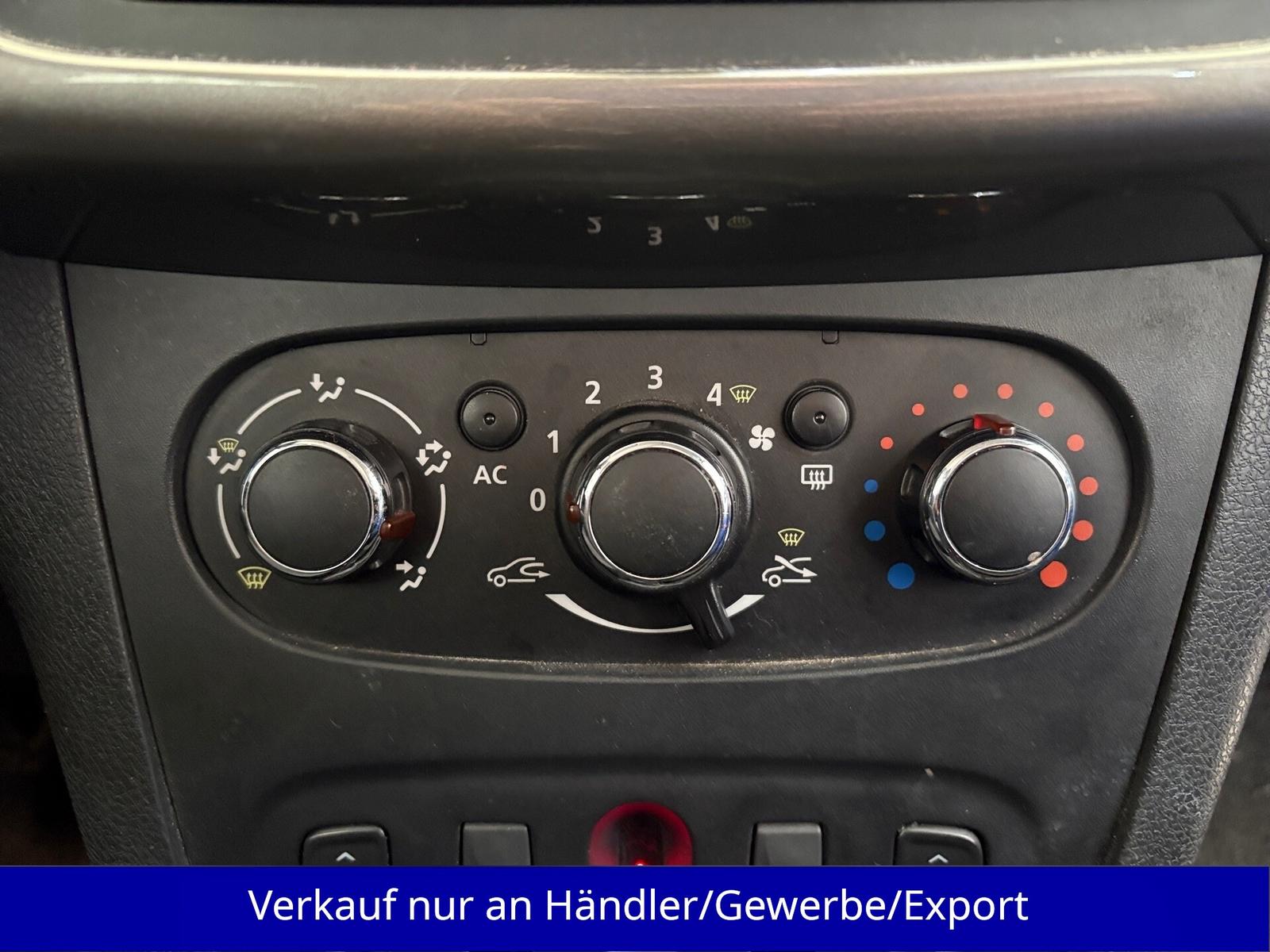 Dacia Logan 2014 — photo 13