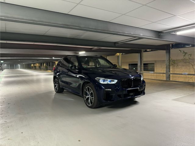 BMW X5 M50 M50d - Luft, B&amp;W, Pano, Stdhz., Aktivlenk
