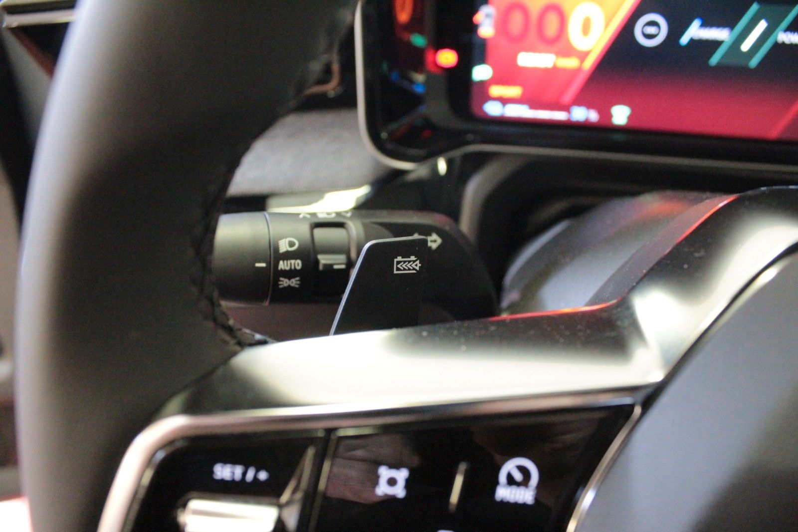 Fahrzeugabbildung Renault R 4 E-Tech 150 Comfort Range Techno Winter-Paket