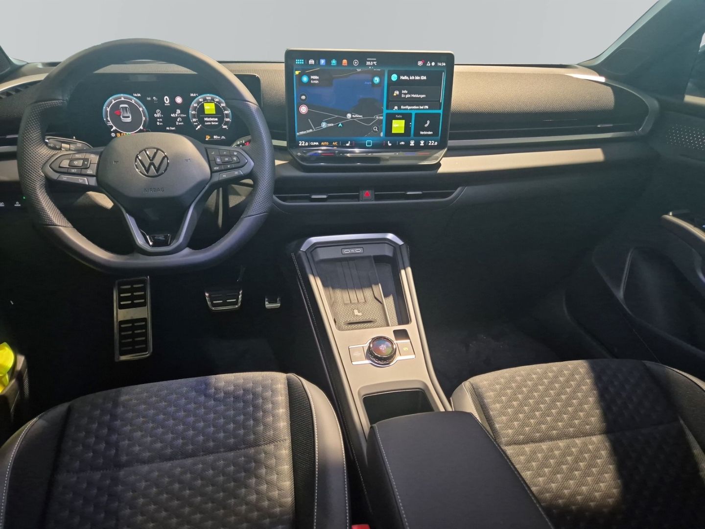 Volkswagen T-Roc - Bild 11