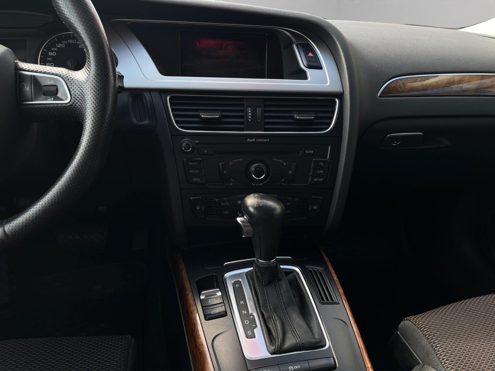 Audi A4 Allroad 3.0 TDI quattro 240 ch • Boîte auto • Xénon Plus • Attelage • Hayon électrique