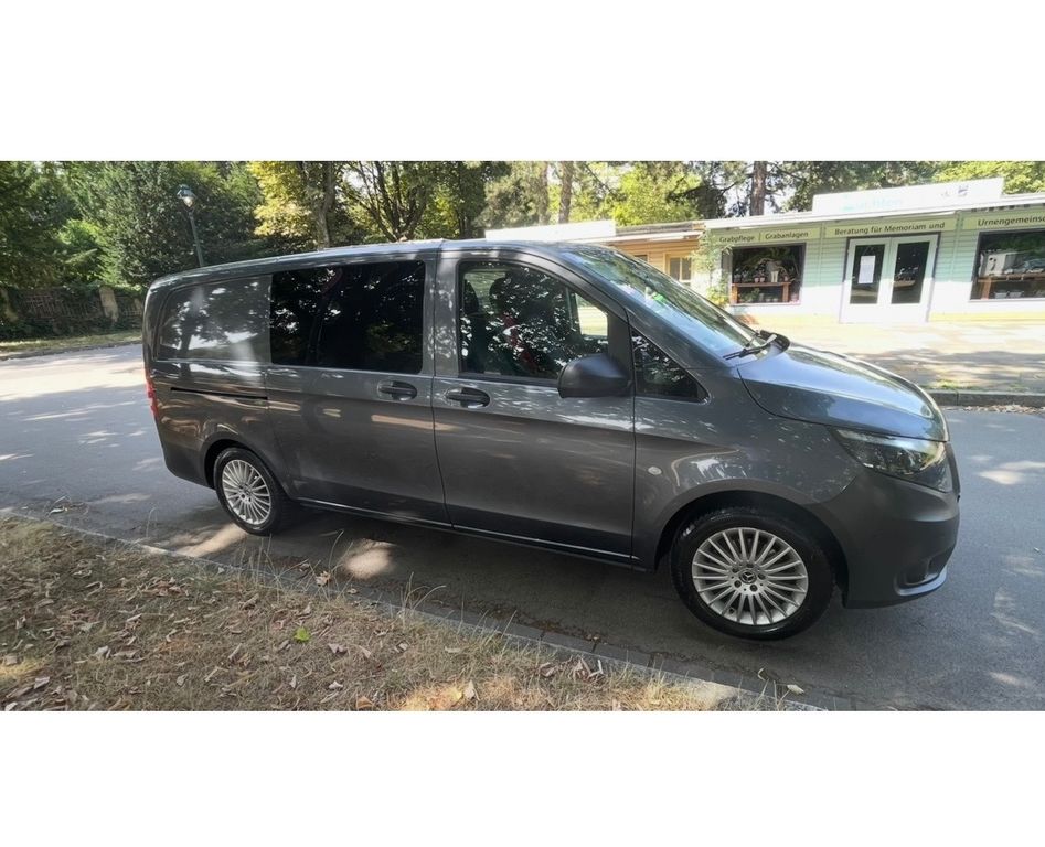 Image of Mercedes-Benz Vito
