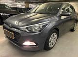 Hyundai i20 1.4 Automatik|Einparkhilfe|FreisprEi|MFLK|BT - Hyundai i20: 1.2