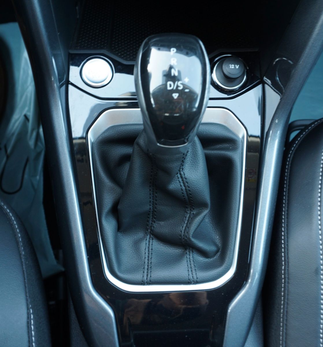 Fahrzeugabbildung Volkswagen T-Roc Style, Kamera, Navi, AHK, LED, IQ.Drive+WR