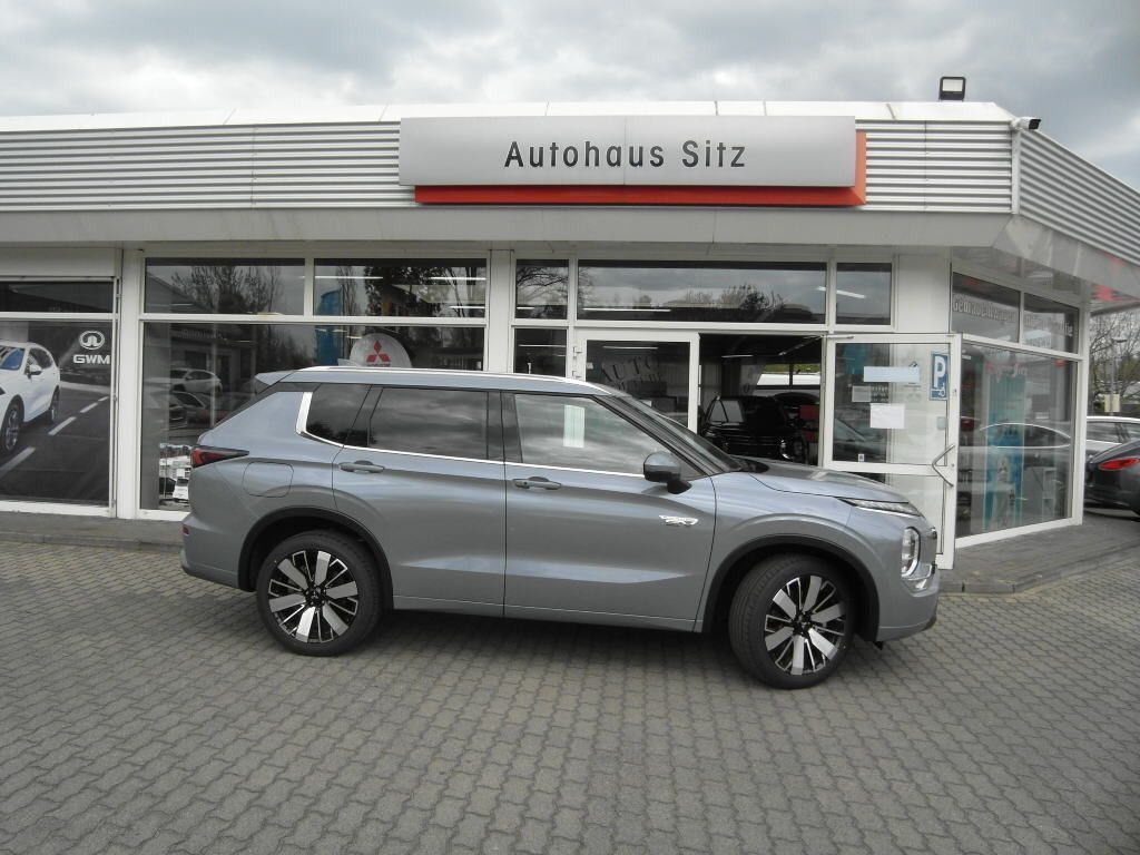 Mitsubishi Plug-in Hybrid Outlander