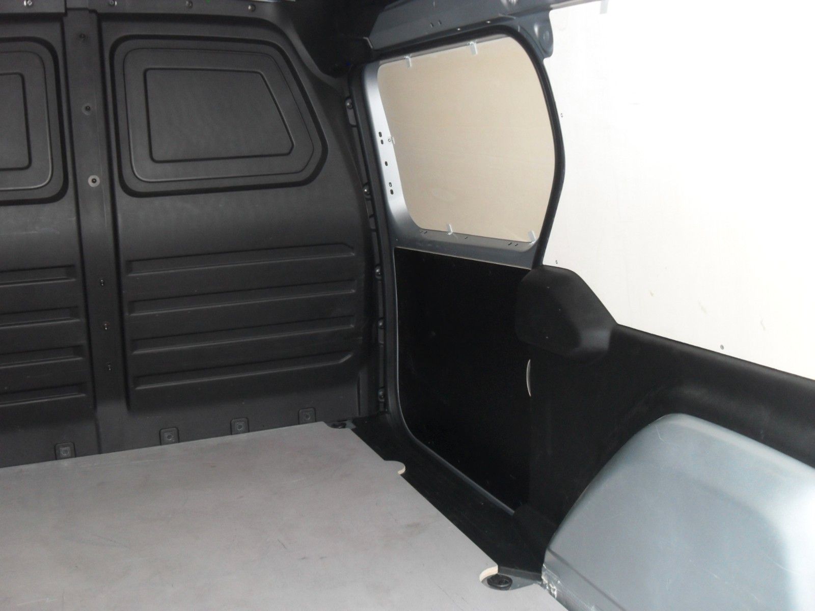 Fahrzeugabbildung Nissan Townstar Kastenwagen L2 2,3t N-Connecta