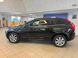Volvo XC 60 XC60 Momentum AWD - Volvo: Momentum