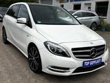Mercedes-Benz B-Klasse Service*Bremsen NEU*Reifen NEU*Pano!! - Mercedes-Benz B-Klasse mit Benzin-Antrieb