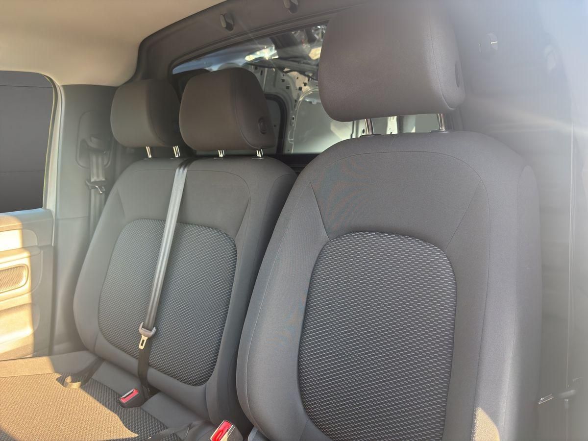 ID.Buzz Cargo 82 kWh ACC AHK RFK NAVI