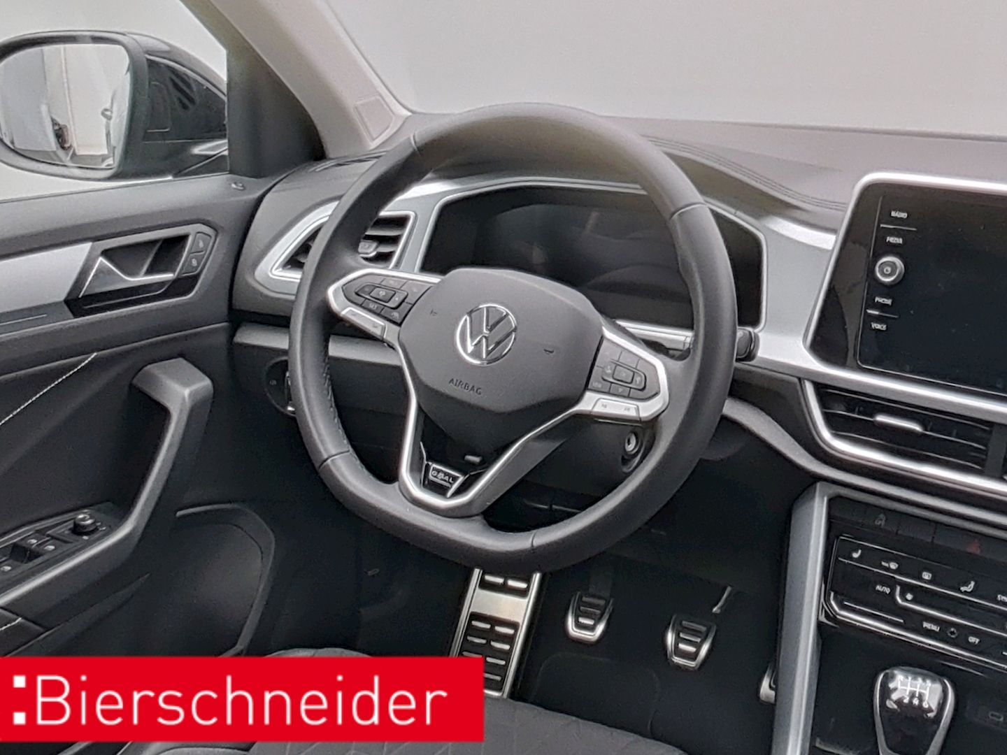 Volkswagen T-Roc - Bild 13