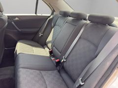 MERCEDES-BENZ C 180 Kompressor Klima, Colorverglasung , Elekt.