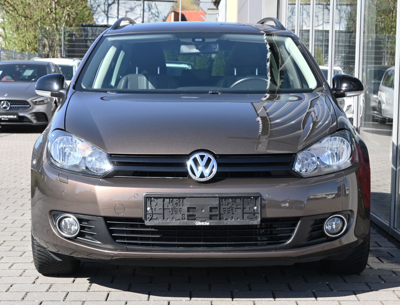 Fahrzeugabbildung Volkswagen Golf 1.6 TDI Variant MATCH °AHK°PANO°STANDHEIZ.°