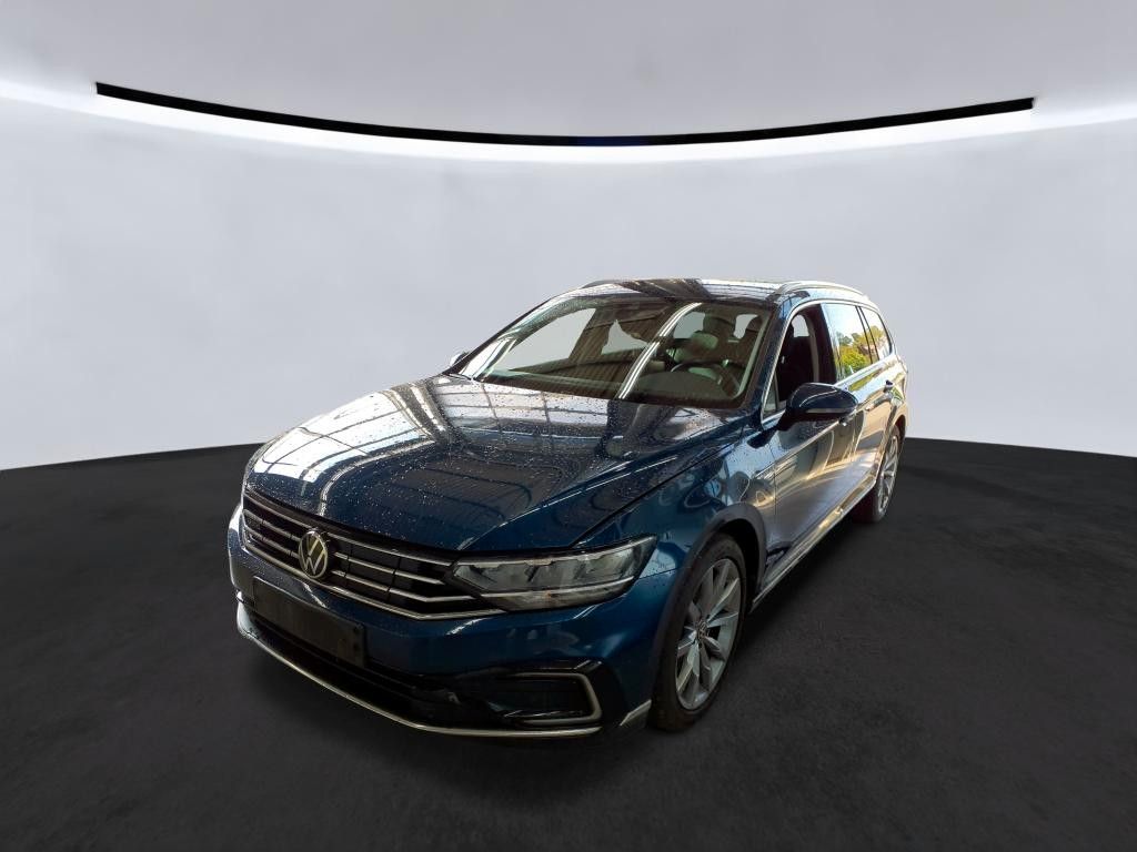 Volkswagen Passat Variant GTE 1.4e/TSI DSG Navi SHZ AHK LED