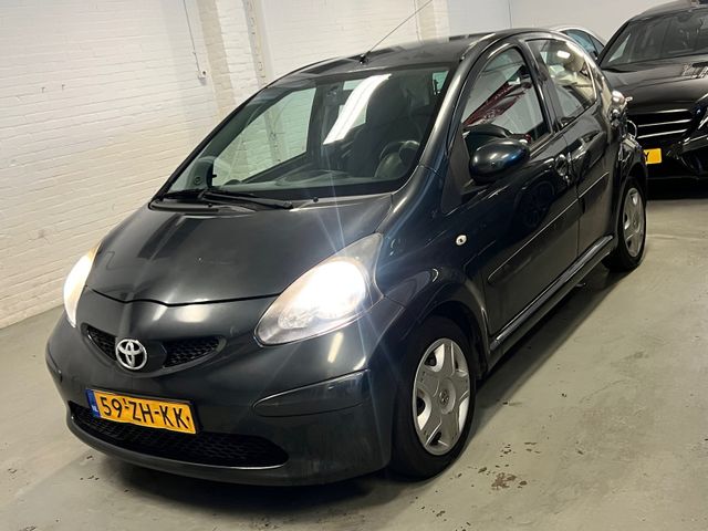 Toyota Aygo 1.0-12V 5-Doors Navi Clima