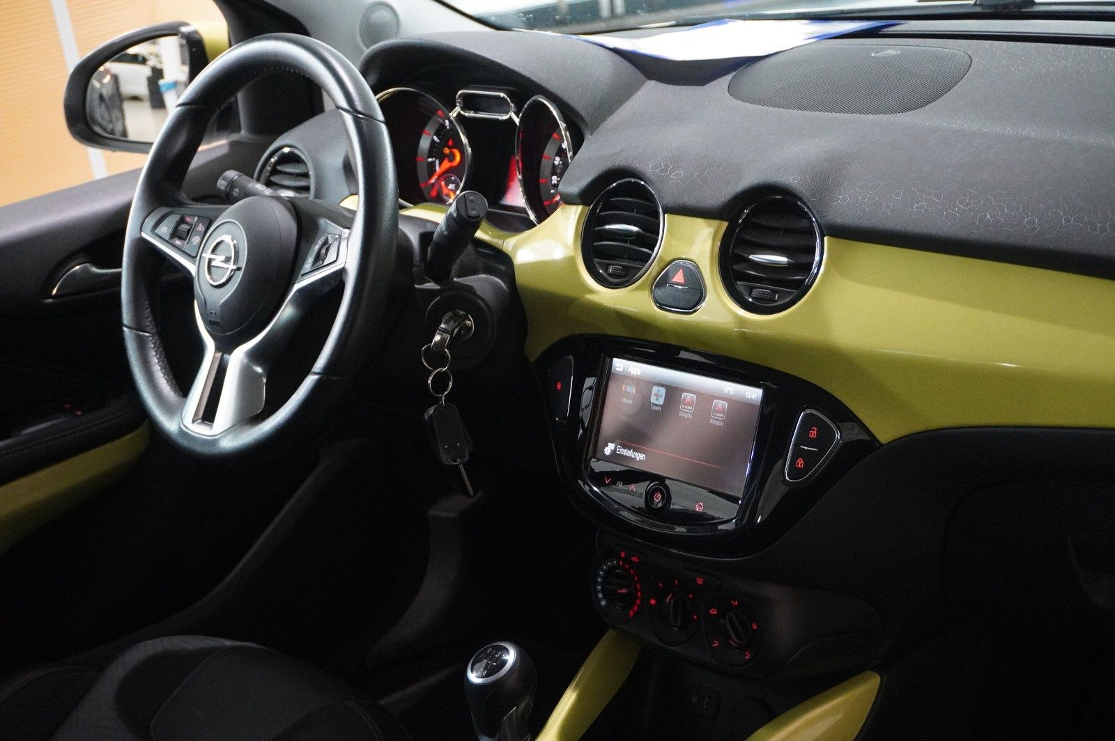 Fahrzeugabbildung Opel Adam 1.2 JAM KLIMA/SPORT/TEMP./USB/CITY/TOUCH