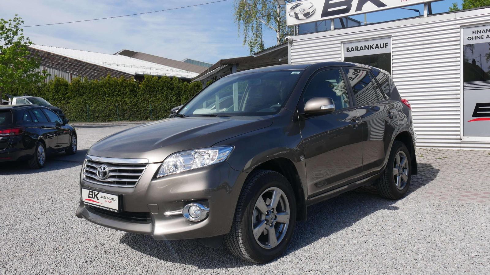 Toyota RAV 4 1. Hand TÜV,- Kundendienst Neu Keyless Sit
