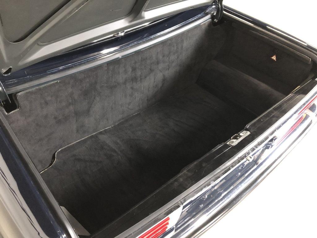 Mercedes-Benz SL 380