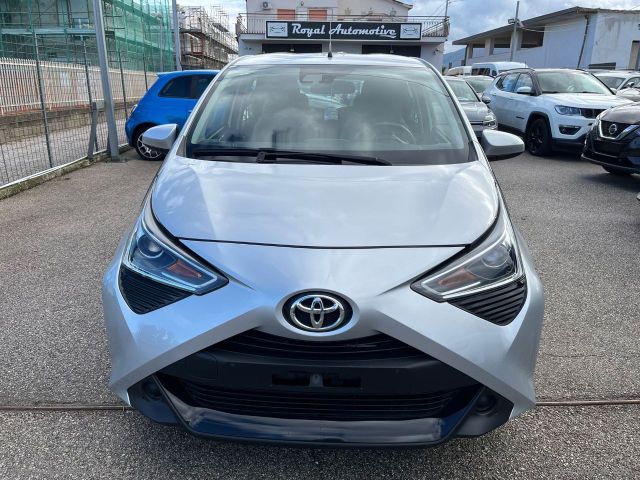 Toyota TOYOTA Aygo Connect 1.0 VVT-i 72 CV 5p. x-cite N