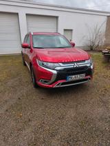 Mitsubishi Plug-in Hybrid Outlander 2.4 MIVEC PLUG-IN H... - Mitsubishi Plug-in Hybrid Outlander von privat