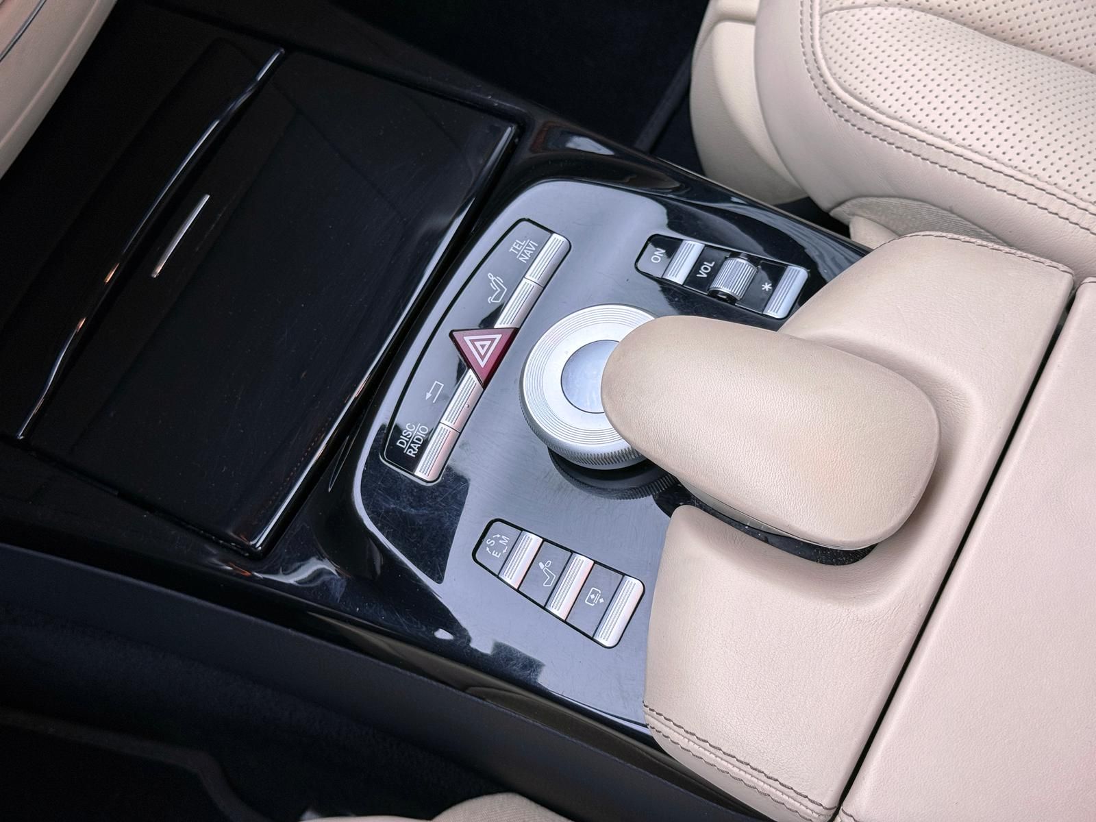 Fahrzeugabbildung Mercedes-Benz CGI 4.7 V8 LIEBHABERSTK/DESIGNO/AIRMATIC/DISTRO