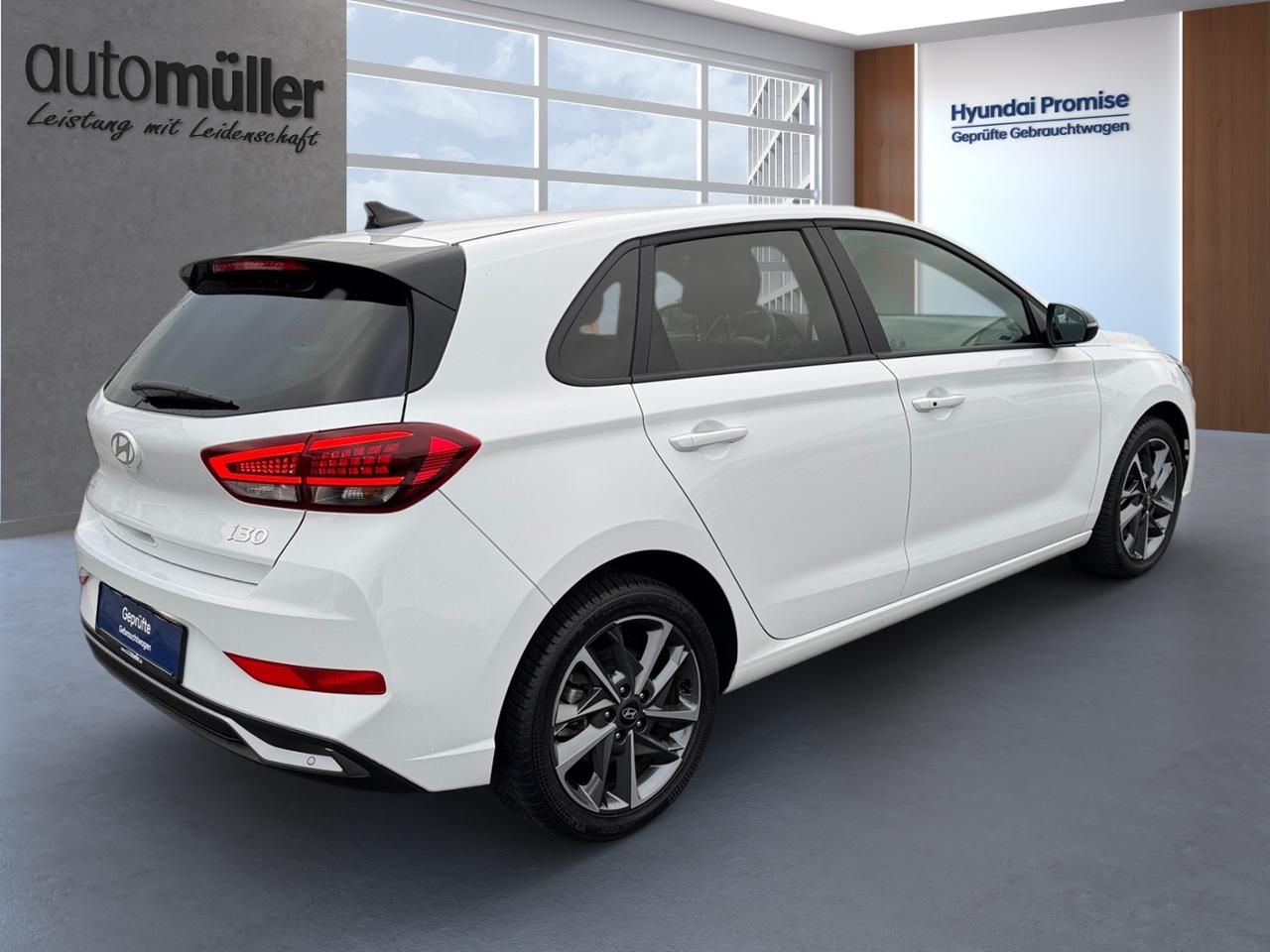 Fahrzeugabbildung Hyundai i30 ADVANTAGE *AUTOMATIK*LED*NAVI*KLIMAA*KAMERA*