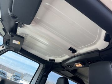 Jeep Wrangler 2.8 CRD Sahara AHK+SHZ+LM+Leder+Tempoma