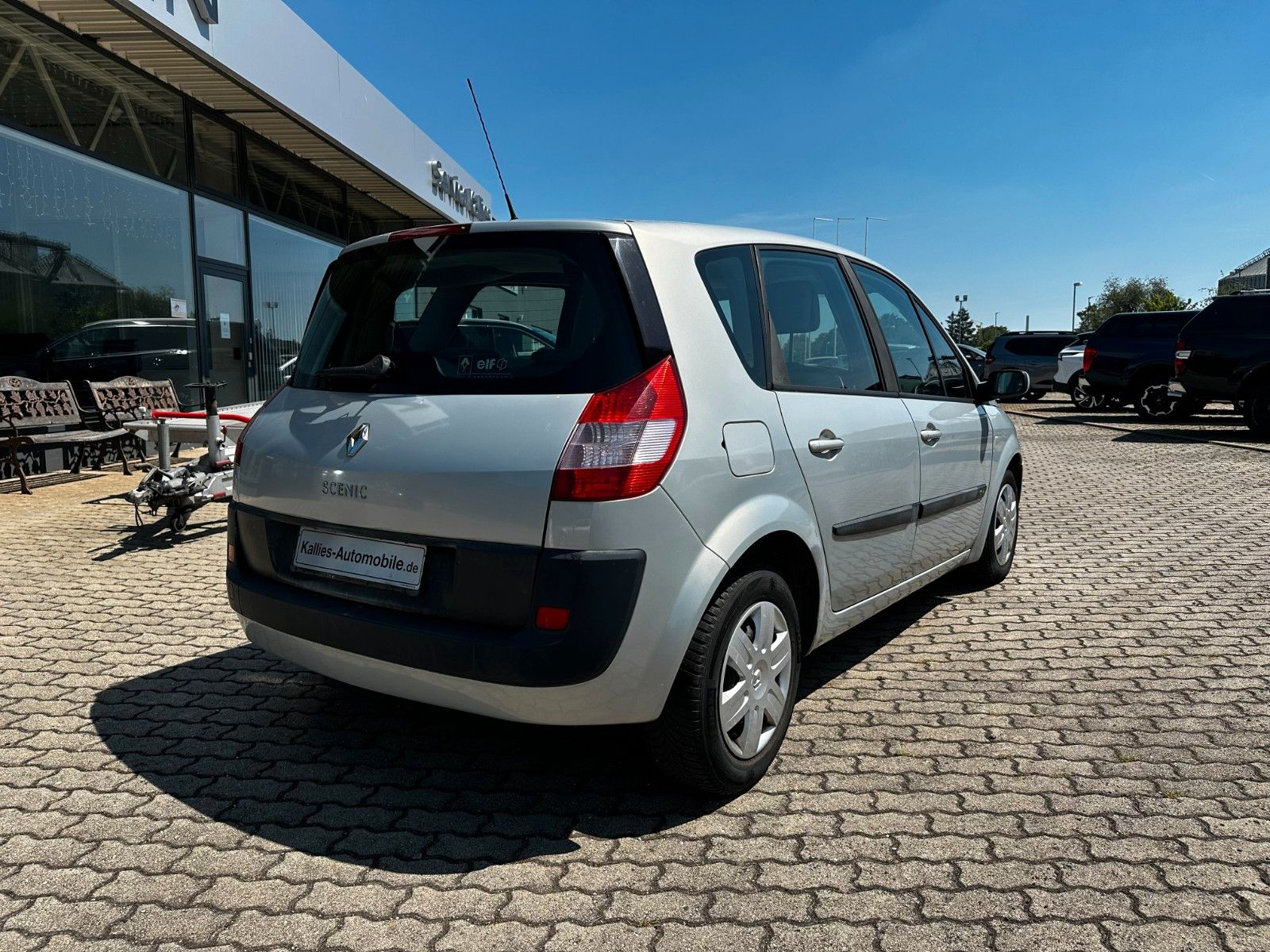 Fahrzeugabbildung Renault Scenic III Dynamique