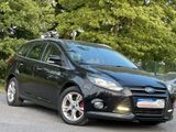 Ford Focus Turnier 2.0 TDCi*Automatik*Navi*AHK*2.Hand - Ford Focus aus 2012 mit Diesel-Antrieb: Kombi