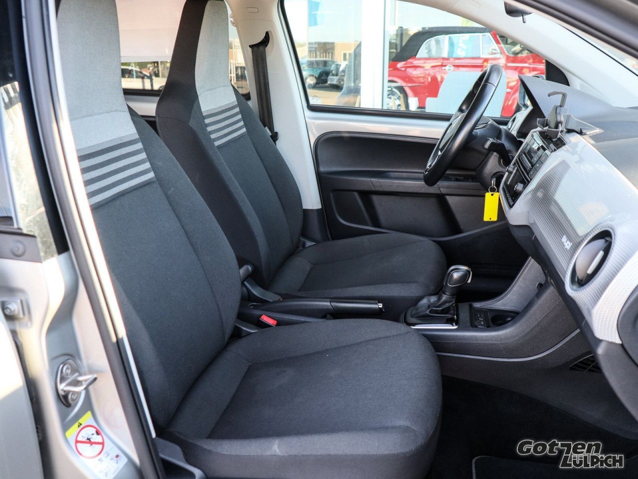 Fahrzeugabbildung Volkswagen e-up! Style Plus Winterpaket Komfortpaket Klima