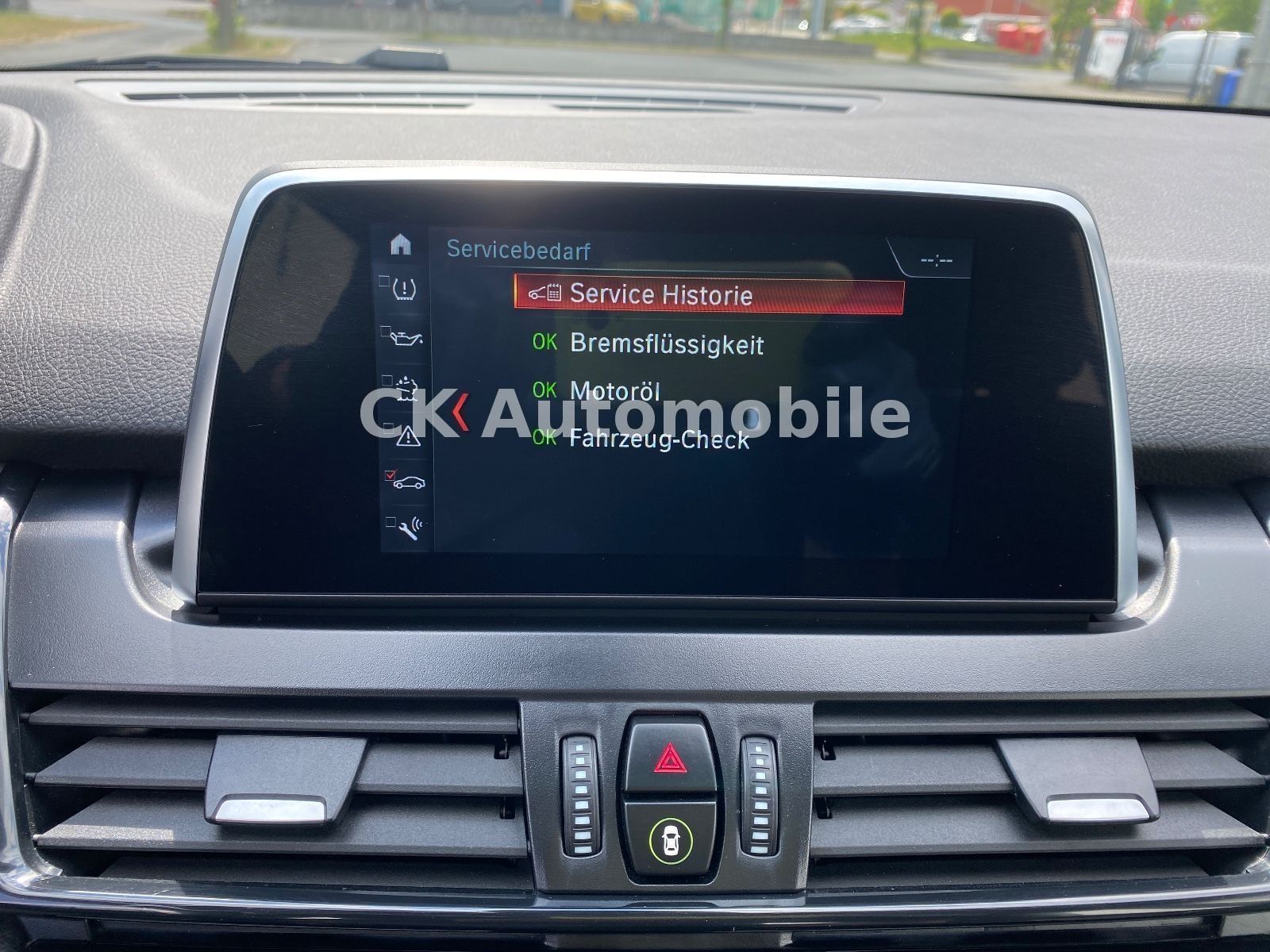 Fahrzeugabbildung BMW 216 d Gran Tourer Advantage/Automatik/Navi/PDC
