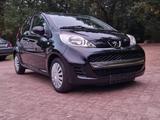 Peugeot 107 Automatik/Klima/Tüv neu/wenig Kilometer  - Peugeot 107 mit Benzin-Antrieb: Kleinwagen, Automatik