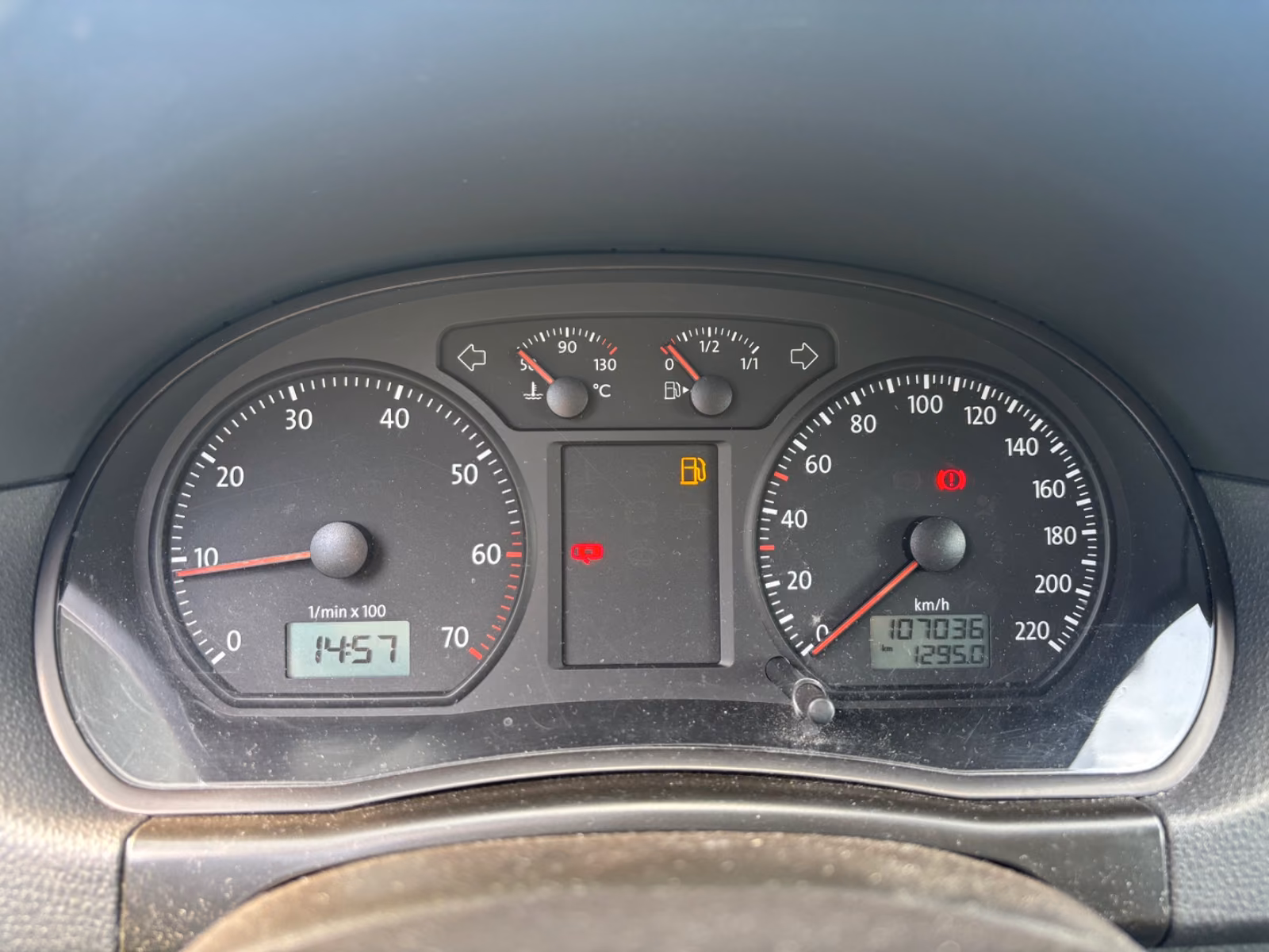 Volkswagen Polo 1.2 Comfortline TÜV Neu 8-Fach bereift