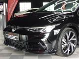 Volkswagen Golf VIII 2.0 TDI  R-Line DSG/PANORAMA/LED