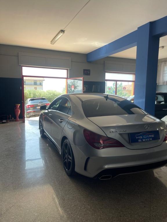 Mercedes-Benz CLA 220