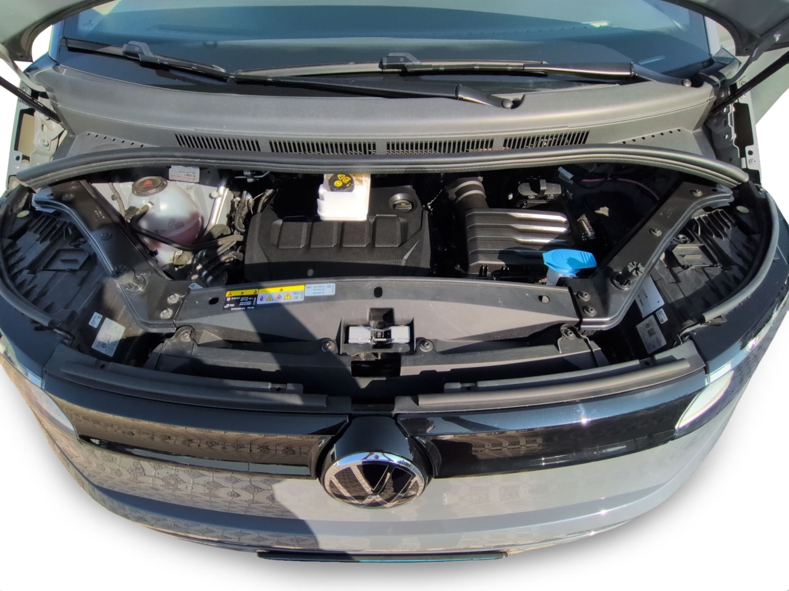 T7 Multivan 2.0 TDI LÜ Klima LED Navi Alu