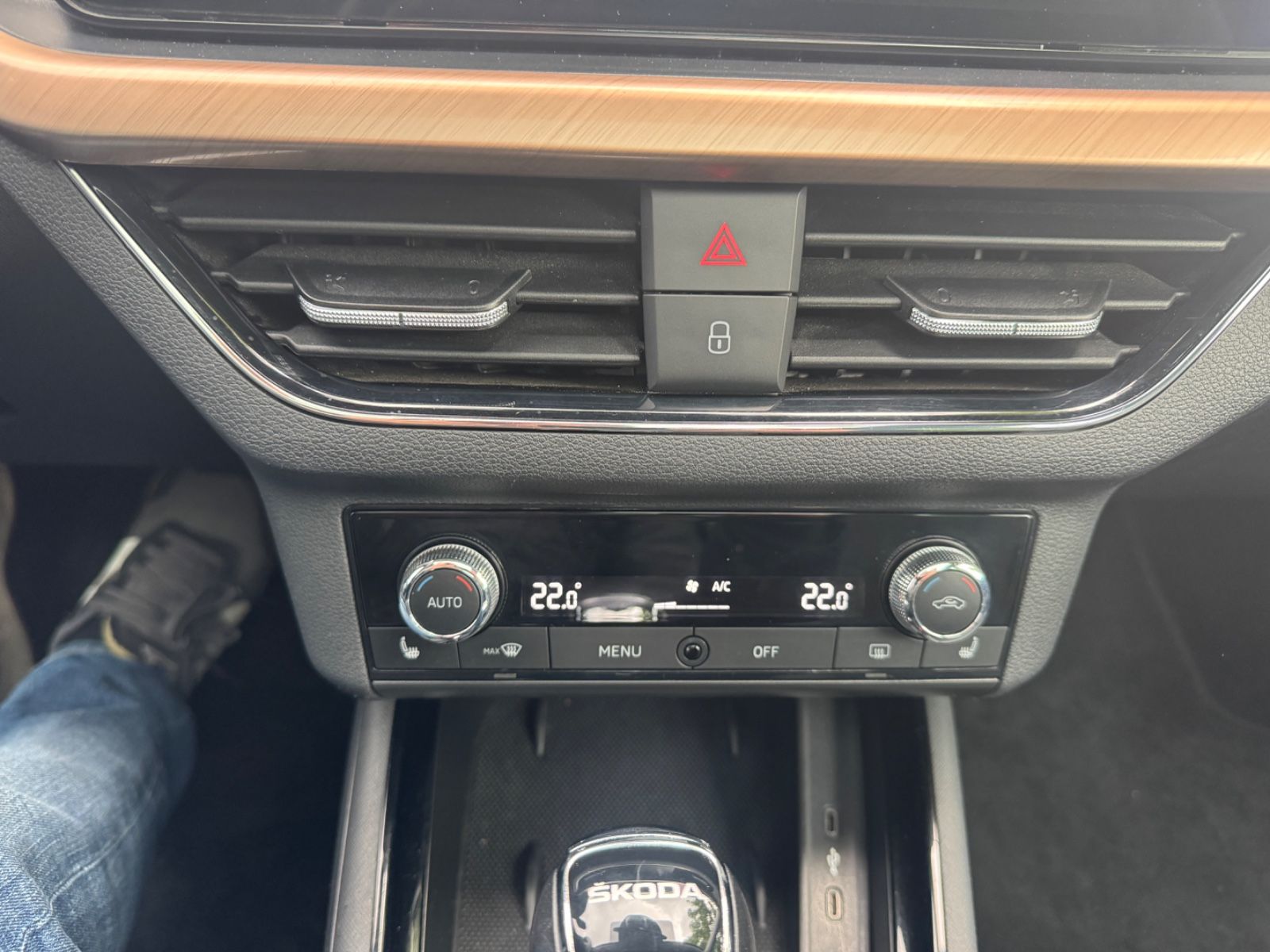 Fahrzeugabbildung SKODA Kamiq Style Leder+Panorama+Navi+LED+LANE