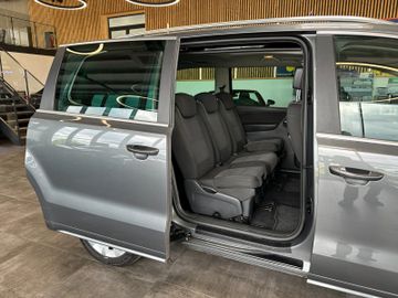 MYAUTOCENTER – Gebraucht- und Jahreswagen mit Werkstattservice in Pfaffenhofen Seat Alhambra Style *7Sitzer*BiXenon*AHK*Schiebedach*