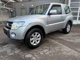 Mitsubishi Pajero 3.2 DI-D Intense AHK-97000-KM-TÜV-NEU - gebrauchte Mitsubishi Pajero aus dem Jahr 2009