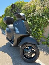 Vespa GTS 300 Super Notte HPE / 4.900km / Sonderausst. - VESPA GTS 300 HPE SUPER