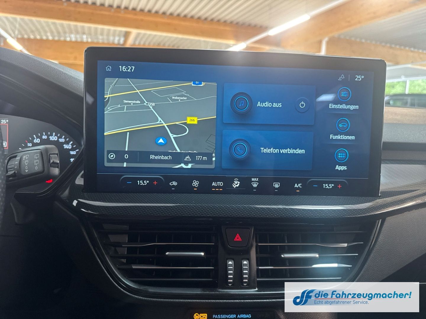 Fahrzeugabbildung Ford Focus Turnier ST-Line Navi LED ACC Apple CarPlay