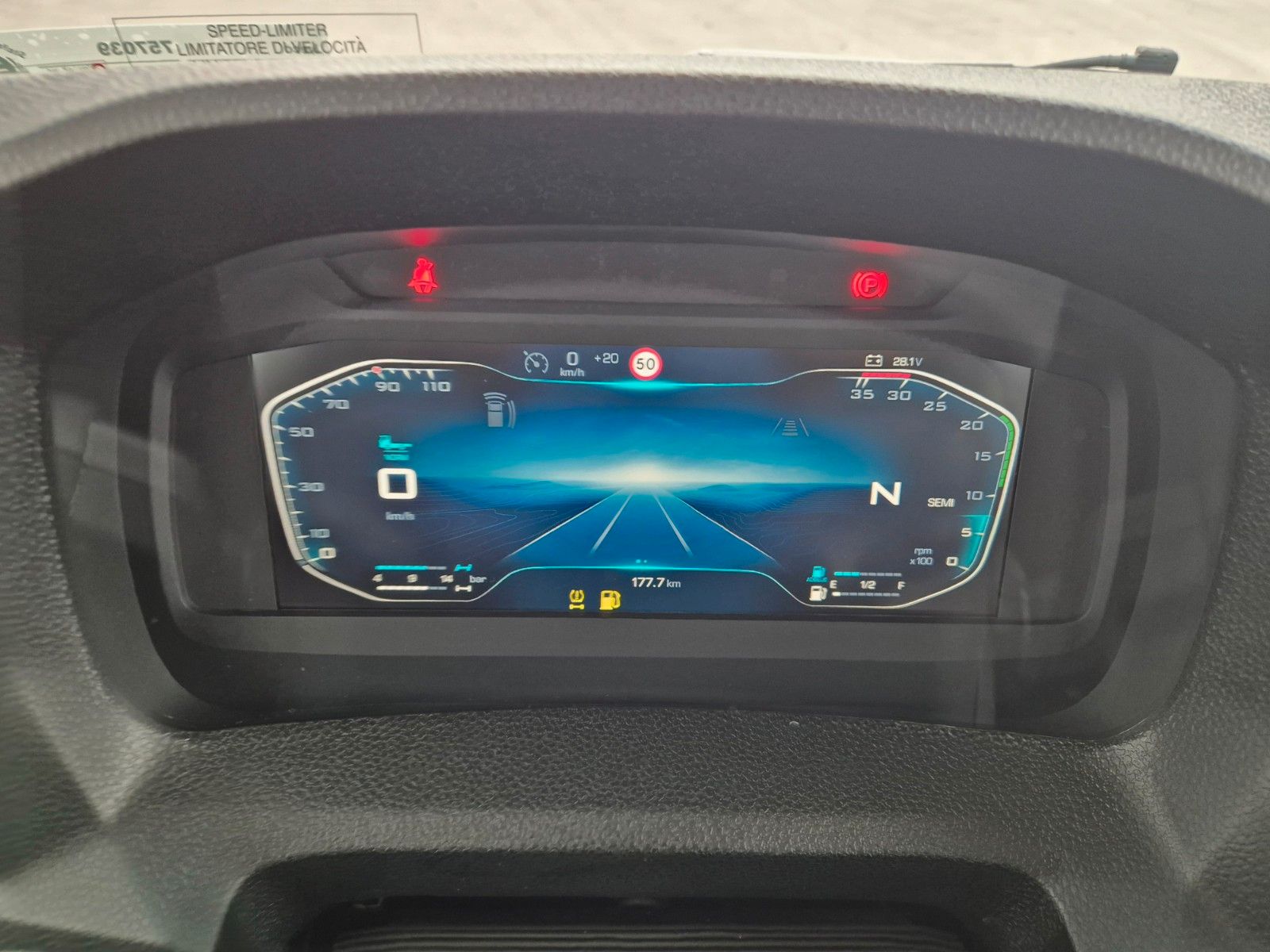 Fahrzeugabbildung Iveco Eurocargo ML80E21 Meiller Kipper 2x AHK 3 Sitze